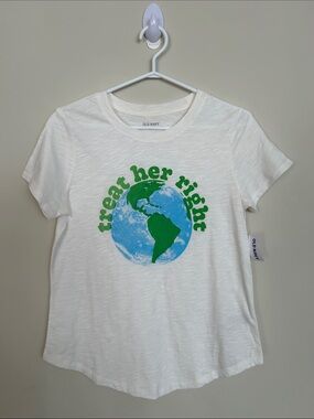 NWT Old Navy White Tee with Blue & Green Earth Graphic, Size S
